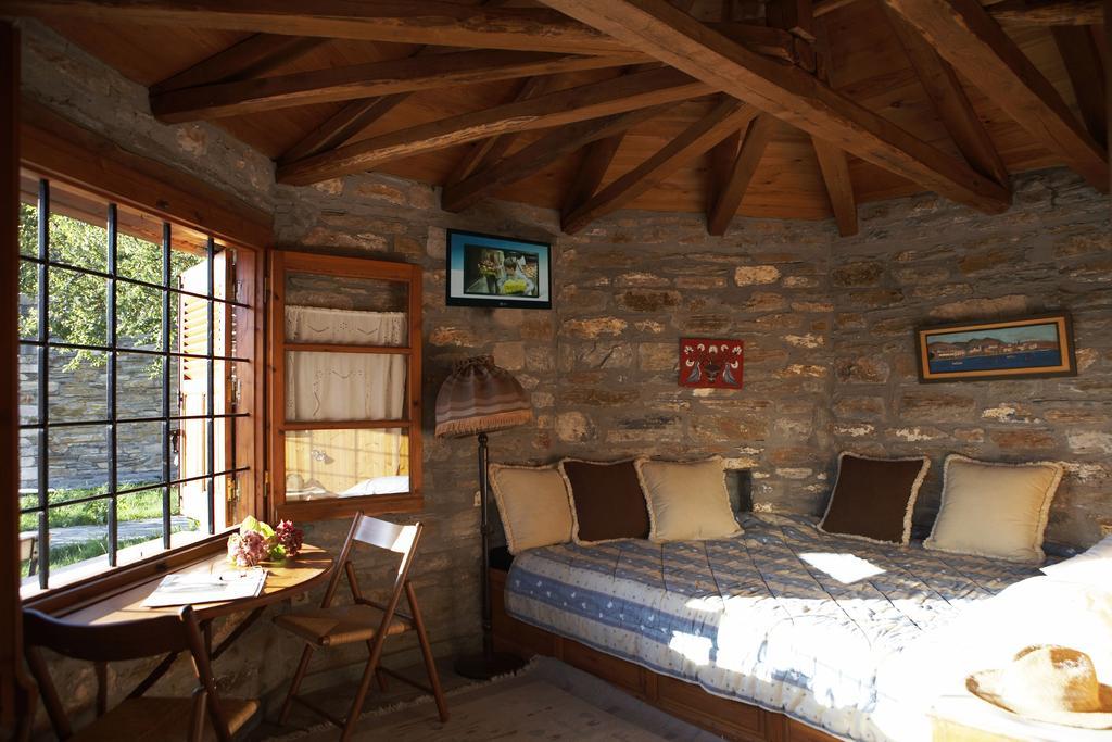 Archontiko Stathopoulou Hotel Agios Georgios Nilias Kamer foto