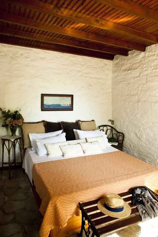 Archontiko Stathopoulou Hotel Agios Georgios Nilias Kamer foto